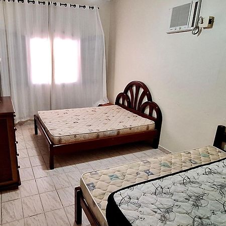 Casa Familiar Para Temporada Em Перуібі Екстер'єр фото